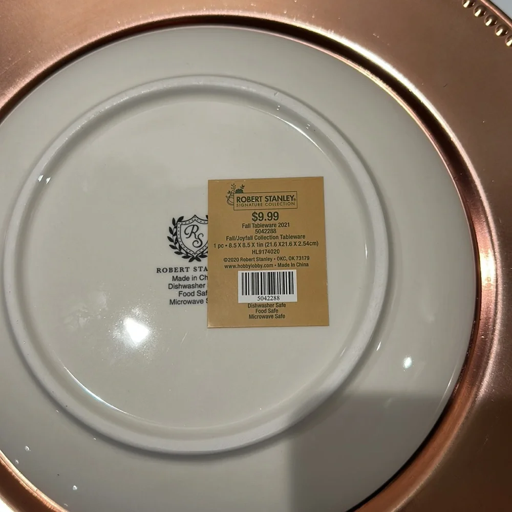 🌸NEW Two pc Plates Fall Decorations Hand Painted NWT. - Picture 6 of 10